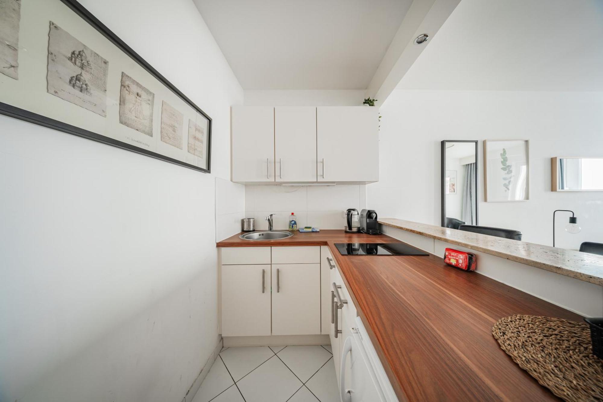 Studio Next To Karlskirche #17 Appartement Wenen Buitenkant foto